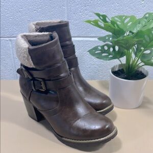Women's Brown Ankle Boots​​​​​